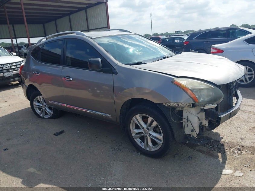 2015 Nissan Rogue VIN JN8AS5MV8FW252204 IAAI salvage auction — FRONT & REAR, Salvage Title, sold $450 on 2026-07-07 (photo 1)
