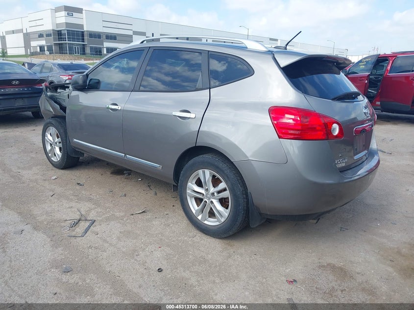 2015 Nissan Rogue VIN JN8AS5MV8FW252204 IAAI salvage auction — FRONT & REAR, Salvage Title, sold $450 on 2026-07-07 (photo 3)