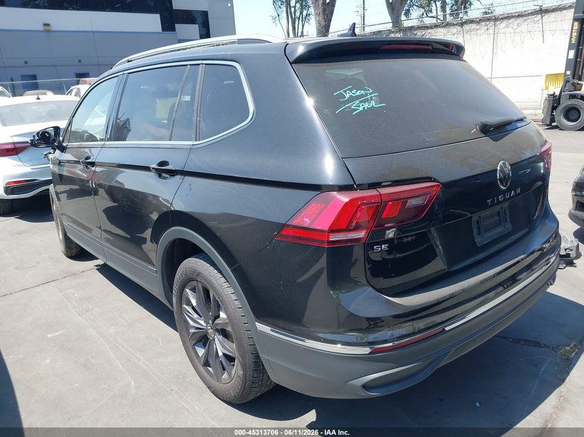 2024 Volkswagen Tiguan VIN 3VVNB7AX8RM075514 IAAI salvage auction — LEFT FRONT, Salvage Title, sold $8,400 on 2026-07-18 (photo 3)