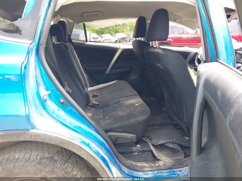 2017 Toyota Rav 4 VIN JTMBFREV0HJ131273 IAAI salvage auction — ROLLOVER, Salvage Title, sold $1,550 on 2026-07-09 (photo 8)