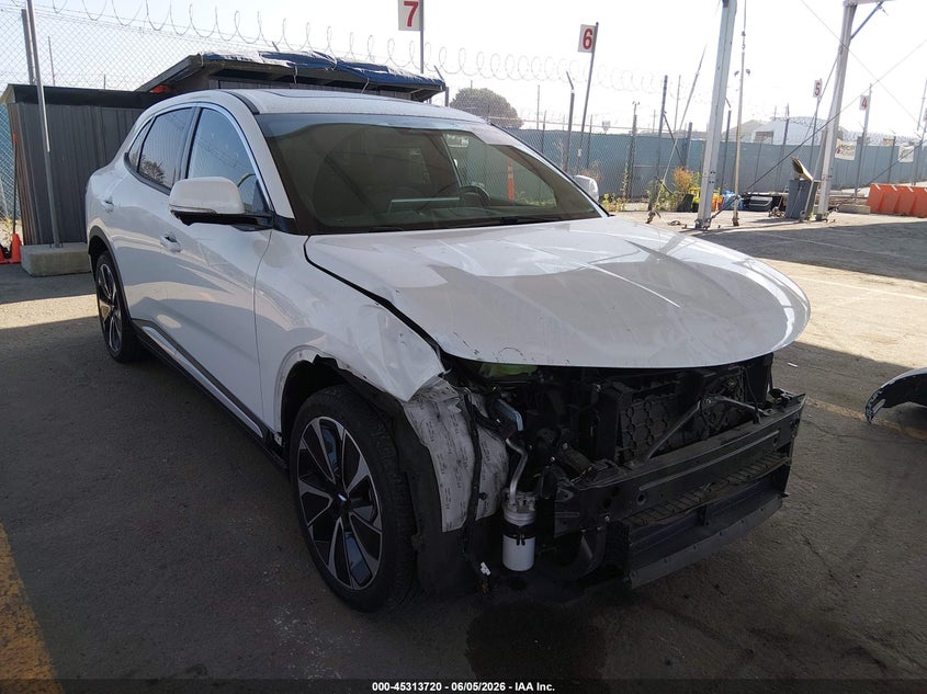 2024 Vinfast Vf 8 VIN RLLV1AFA5RH008169 IAAI salvage auction — FRONT END, Salvage (California), sold $25 on 2026-07-29 (photo 1)