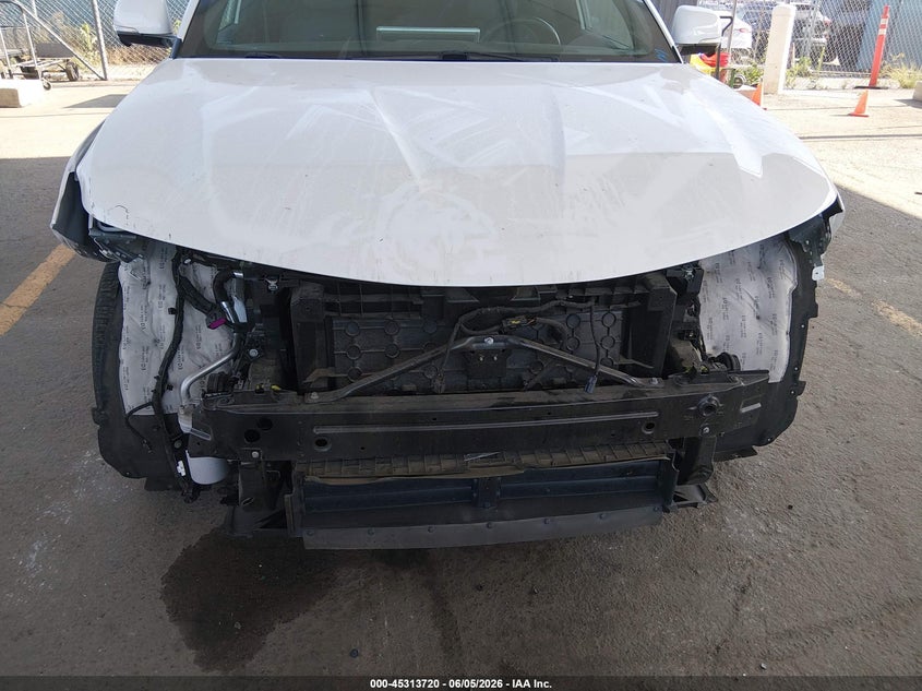 2024 Vinfast Vf 8 VIN RLLV1AFA5RH008169 IAAI salvage auction — FRONT END, Salvage (California), sold $25 on 2026-07-29 (photo 6)