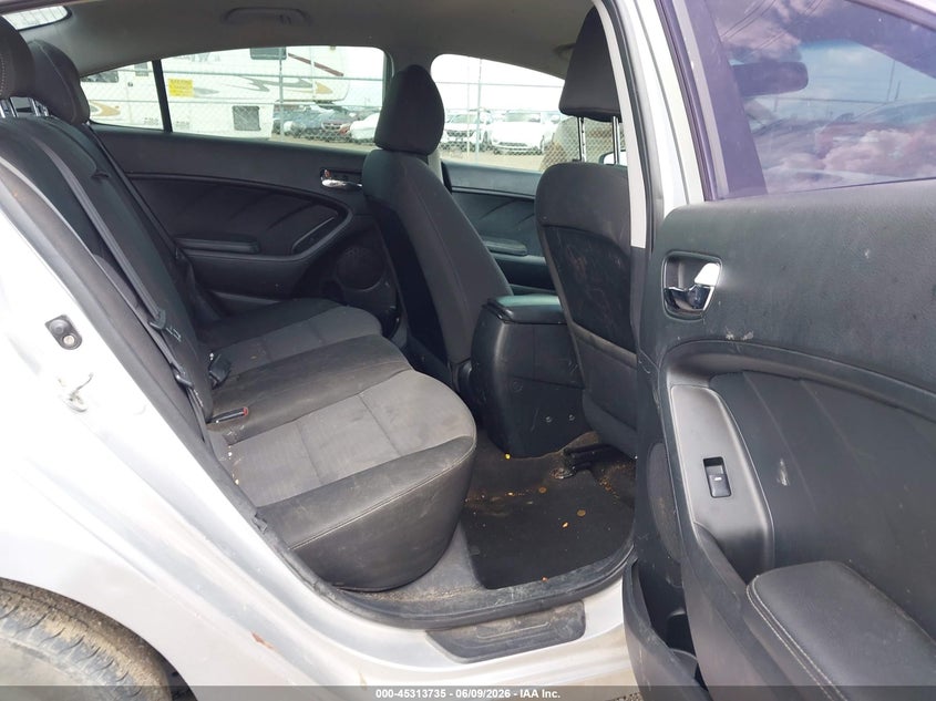 2016 Kia Forte VIN KNAFX4A67G5551407 IAAI salvage auction — REAR END, Salvage Title, sold $1,000 on 2026-07-21 (photo 8)