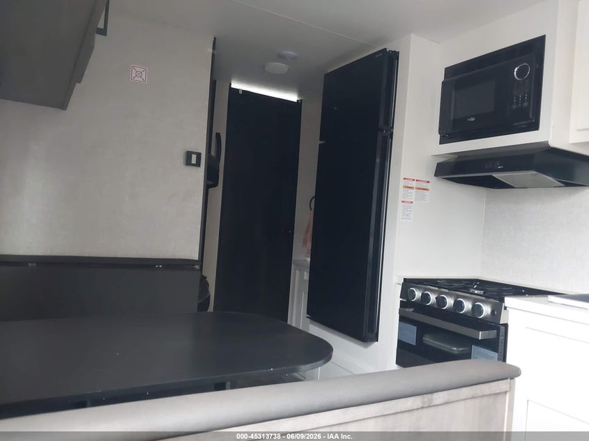 2024 Jayco Camper VIN 1UJBC0BN2R1YV0650 IAAI salvage auction — FRONT END, Original (Texas), sold $8,775 on 2026-09-02 (photo 5)
