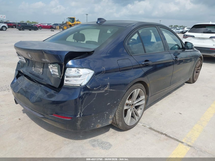 2012 BMW 3er VIN WBA3A5C53CF349571 IAAI salvage auction — REAR END, Salvage Title, sold $1,825 on 2026-07-06 (photo 4)
