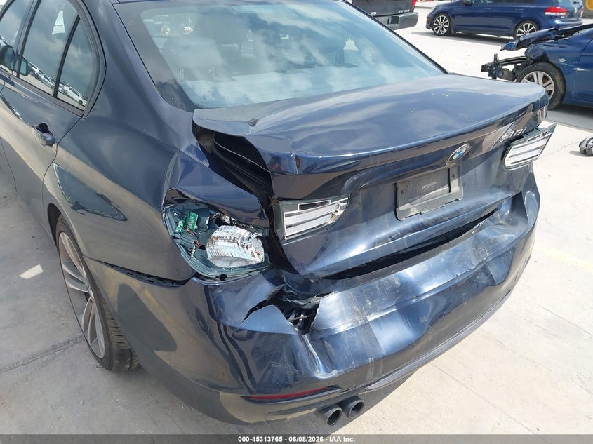 2012 BMW 3er VIN WBA3A5C53CF349571 IAAI salvage auction — REAR END, Salvage Title, sold $1,825 on 2026-07-06 (photo 6)