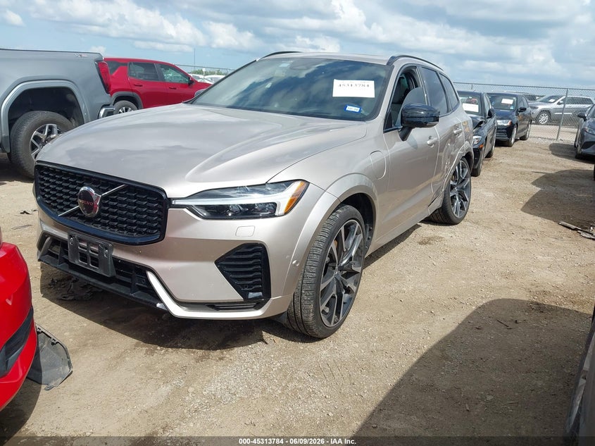2024 Volvo Xc60 VIN YV4H60DM2R1711900 IAAI salvage auction — REAR END, Salvage Title, sold $19,600 on 2026-08-07 (photo 2)