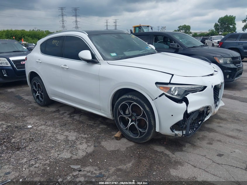 2020 Alfa romeo Stelvio VIN ZASPAKBN6L7C92398 IAAI salvage auction — FRONT END, Clear (Arkansas), sold $3,150 on 2026-07-13 (photo 1)