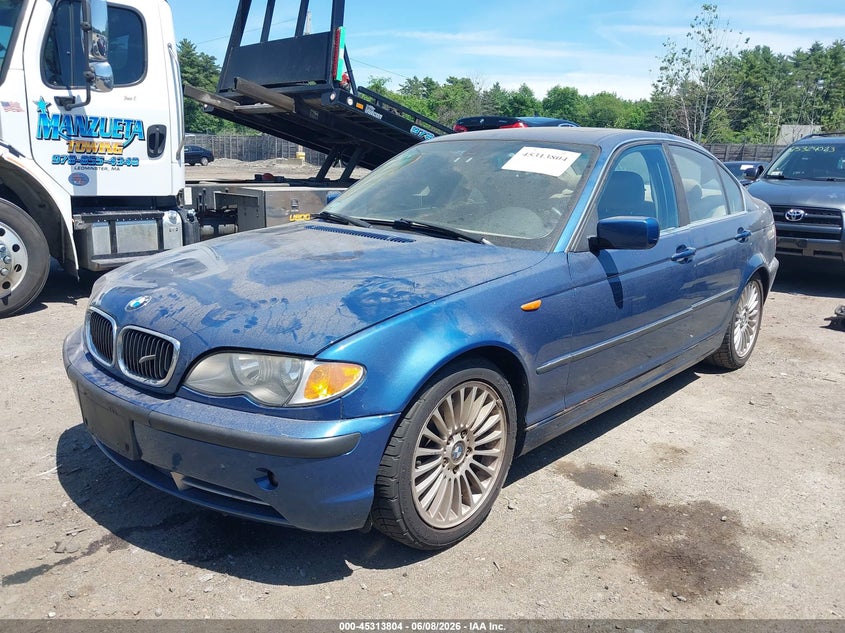 2002 BMW 3er VIN WBAEW53402PG19269 IAAI salvage auction — NORMAL WEAR, Clear (Massachusetts), sold $450 on 2026-07-17 (photo 2)