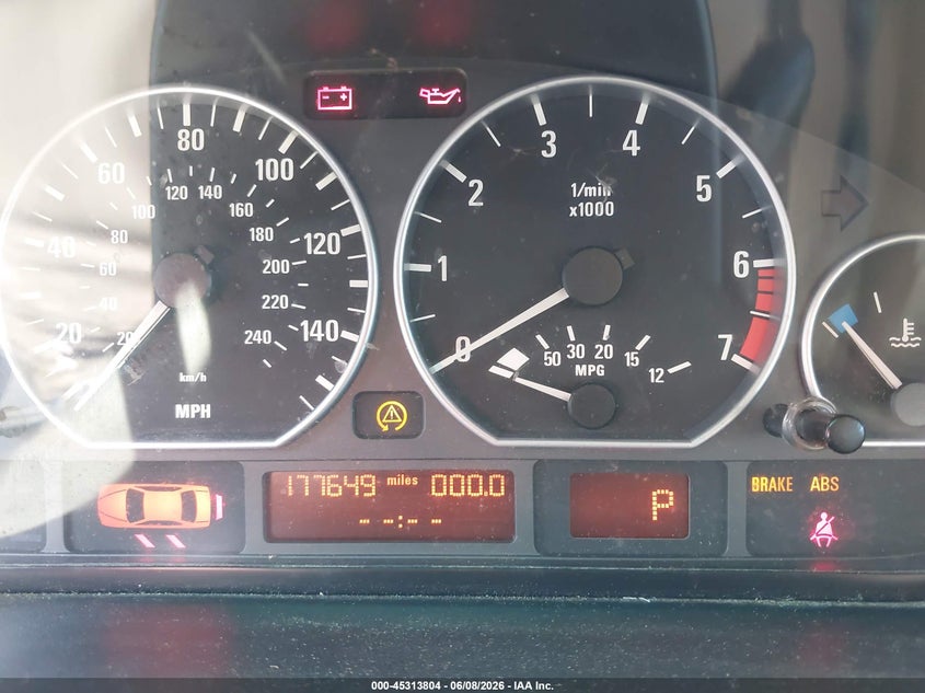 2002 BMW 3er VIN WBAEW53402PG19269 IAAI salvage auction — NORMAL WEAR, Clear (Massachusetts), sold $450 on 2026-07-17 (photo 7)