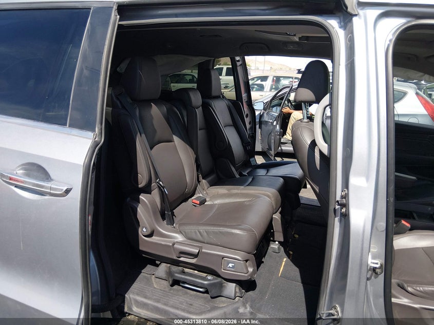 2020 Honda Odyssey VIN 5FNRL6H77LB070636 IAAI salvage auction — UNKNOWN, Salvage (Nevada), sold $2,450 on 2026-07-24 (photo 8)