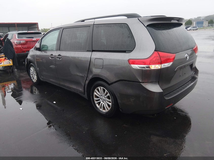2013 Toyota Sienna VIN 5TDYK3DC2DS336528 IAAI salvage auction — LEFT FRONT, Salvage Title, sold $1,950 on 2026-07-14 (photo 3)