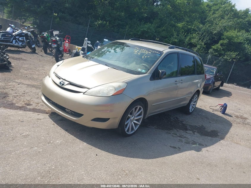 2008 Toyota Sienna VIN 5TDZK23C38S207591 IAAI salvage auction — RIGHT FRONT, Salvage (Pennsylvania), sold $725 on 2026-07-09 (photo 2)
