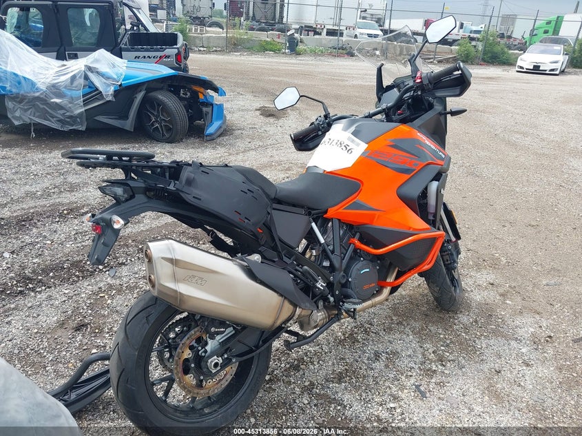 2023 Ktm VIN VBKV79400PM966334 IAAI salvage auction — FRONT END, Salvage Title, sold $4,050 on 2026-07-21 (photo 4)