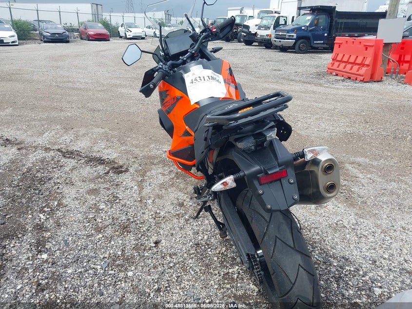 2023 Ktm VIN VBKV79400PM966334 IAAI salvage auction — FRONT END, Salvage Title, sold $4,050 on 2026-07-21 (photo 6)