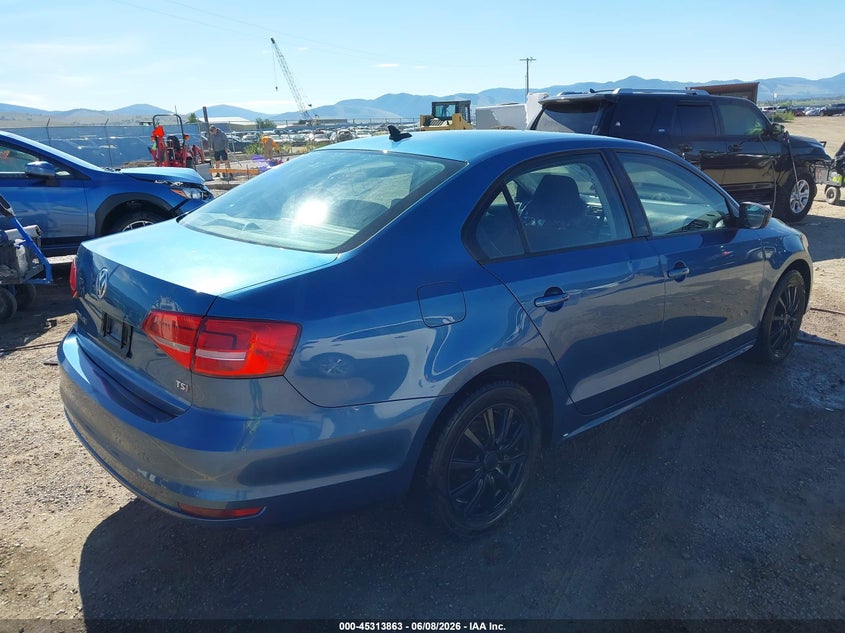 2015 Volkswagen Jetta VIN 3VWD17AJ2FM225831 IAAI salvage auction — SIDE, Salvage Title, sold $200 on 2026-07-22 (photo 4)