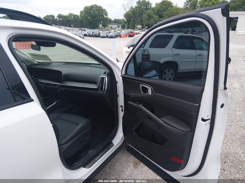 2024 Kia Sorento VIN 5XYRKDJFXRG290041 IAAI salvage auction — LEFT SIDE, Salvage Title, sold $5,600 on 2026-07-22 (photo 5)