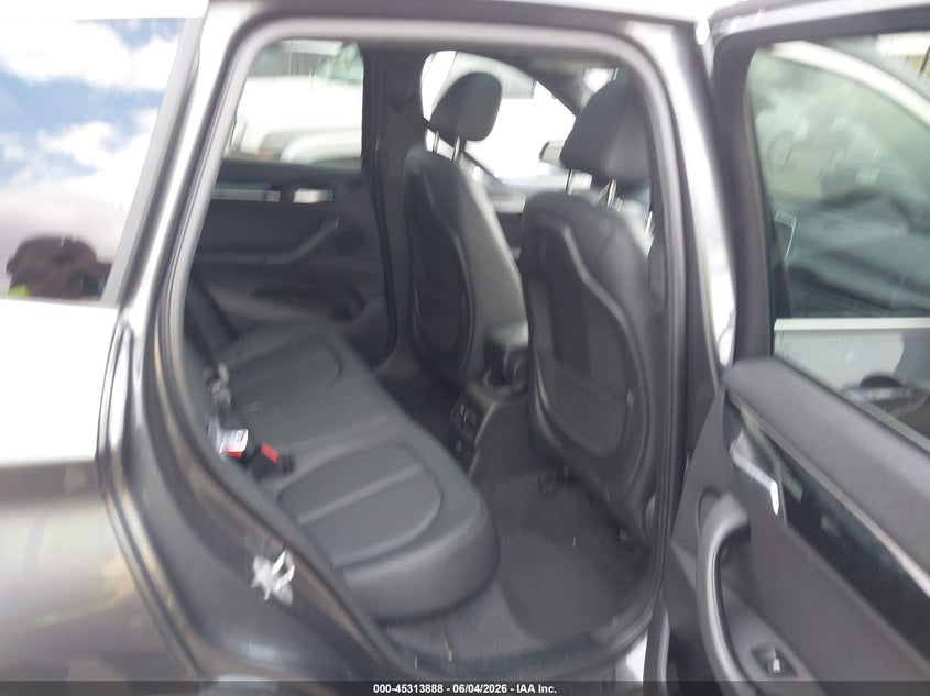 2016 BMW X1 VIN WBXHT3C33GP881962 IAAI salvage auction — WATER/FLOOD, Salvage Title, sold $550 on 2026-07-22 (photo 8)