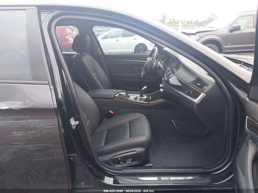 2016 BMW 5er VIN WBA5A7C58GG146003 IAAI salvage auction — SIDE, Salvage Title, sold $4,800 on 2026-07-10 (photo 5)