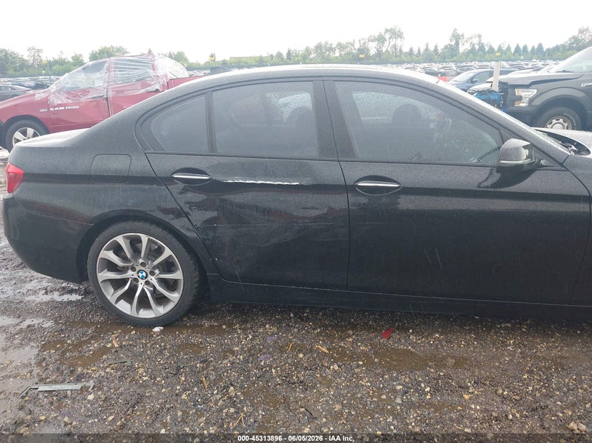 2016 BMW 5er VIN WBA5A7C58GG146003 IAAI salvage auction — SIDE, Salvage Title, sold $4,800 on 2026-07-10 (photo 6)