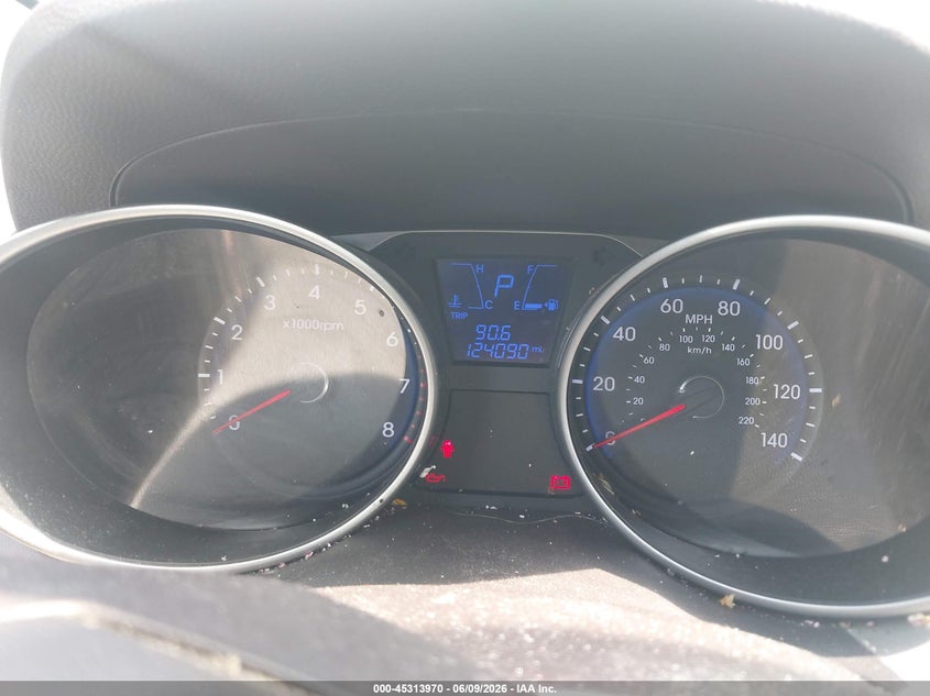 2011 Hyundai Tucson VIN KM8JU3ACXBU235693 IAAI salvage auction — LEFT FRONT, Salvage (Georgia), sold $325 on 2026-07-31 (photo 7)