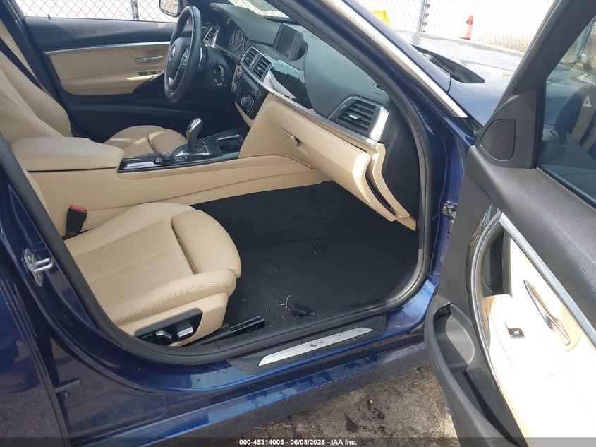 2018 BMW 3er VIN WBA8B9C57JEE81720 IAAI salvage auction — LEFT REAR, Rebuildable (Florida), sold $250 on 2026-07-29 (photo 5)