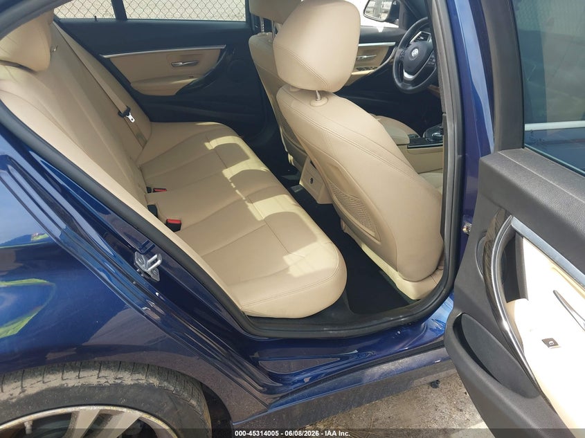 2018 BMW 3er VIN WBA8B9C57JEE81720 IAAI salvage auction — LEFT REAR, Rebuildable (Florida), sold $250 on 2026-07-29 (photo 8)