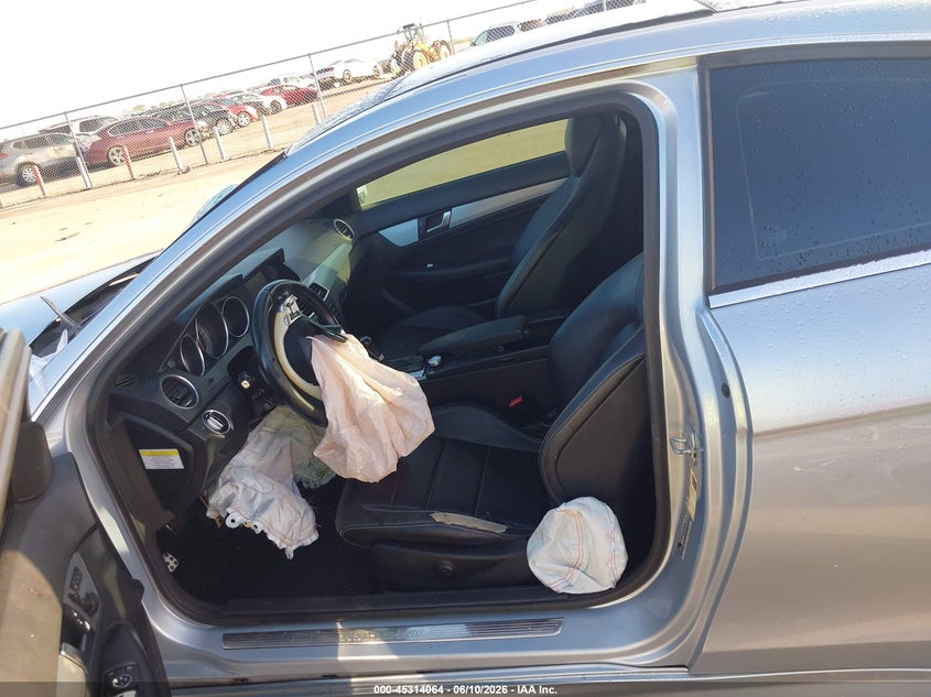 2013 Mercedes-benz C-klasse VIN WDDGJ4HB6DG060666 IAAI salvage auction — FRONT END, Salvage Title, sold $475 on 2026-07-24 (photo 8)