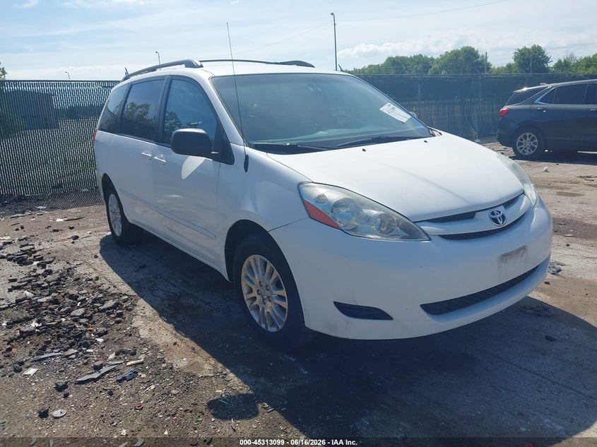 2010 Toyota Sienna VIN 5TDJK4CCXAS033694 IAAI salvage auction — NORMAL WEAR, Original (Ohio), sold $825 on 2026-07-09 (photo 1)