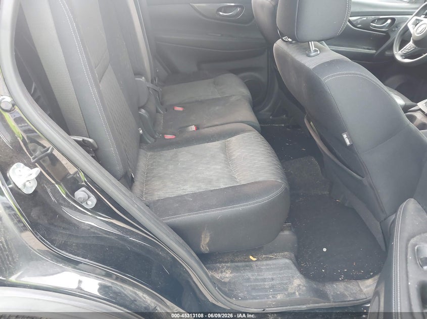 2017 Nissan Rogue VIN JN8AT2MV6HW009201 IAAI salvage auction — FRONT & REAR, Salvage Title, sold $575 on 2026-07-22 (photo 8)