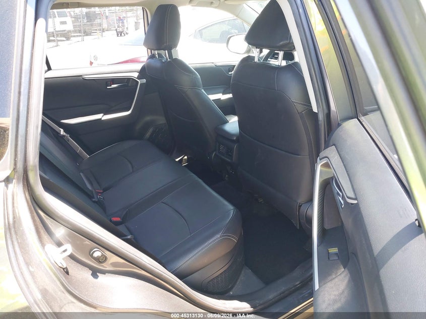2020 Toyota Rav 4 VIN JTMRWRFV6LD043946 IAAI salvage auction — FRONT END, Salvage Title, sold $12,950 on 2026-09-22 (photo 8)
