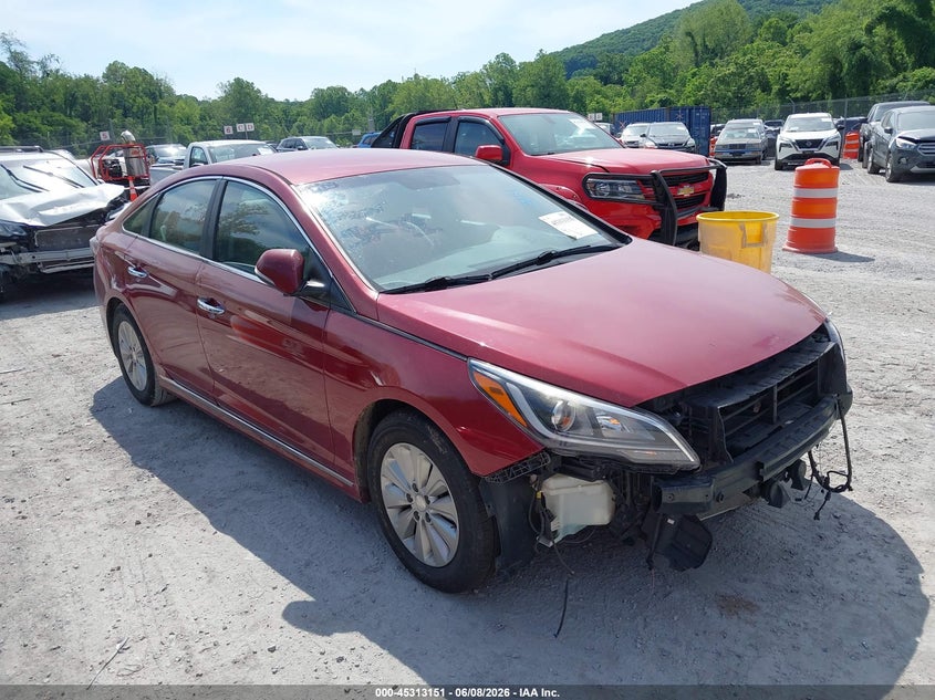 2016 Hyundai Sonata VIN KMHE24L19GA016113 IAAI salvage auction — FRONT END, Salvage Title, sold $550 on 2026-07-28 (photo 1)