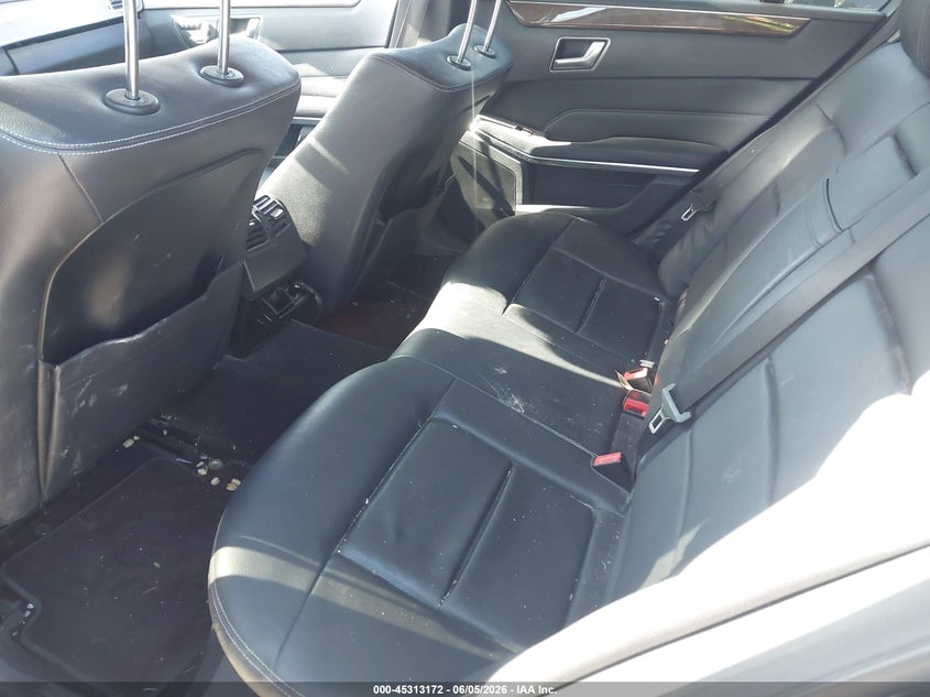 2014 Mercedes-benz E-klasse VIN WDDHF5KB5EA905421 IAAI salvage auction — RIGHT SIDE, Salvage Title, sold $550 on 2026-08-12 (photo 8)