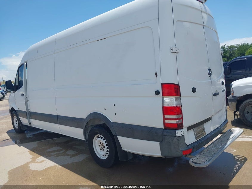 2012 Mercedes-benz Sprinter VIN WD3PE8CB2C5612584 IAAI salvage auction — NORMAL WEAR, Original (Texas), sold $3,700 on 2026-07-06 (photo 3)