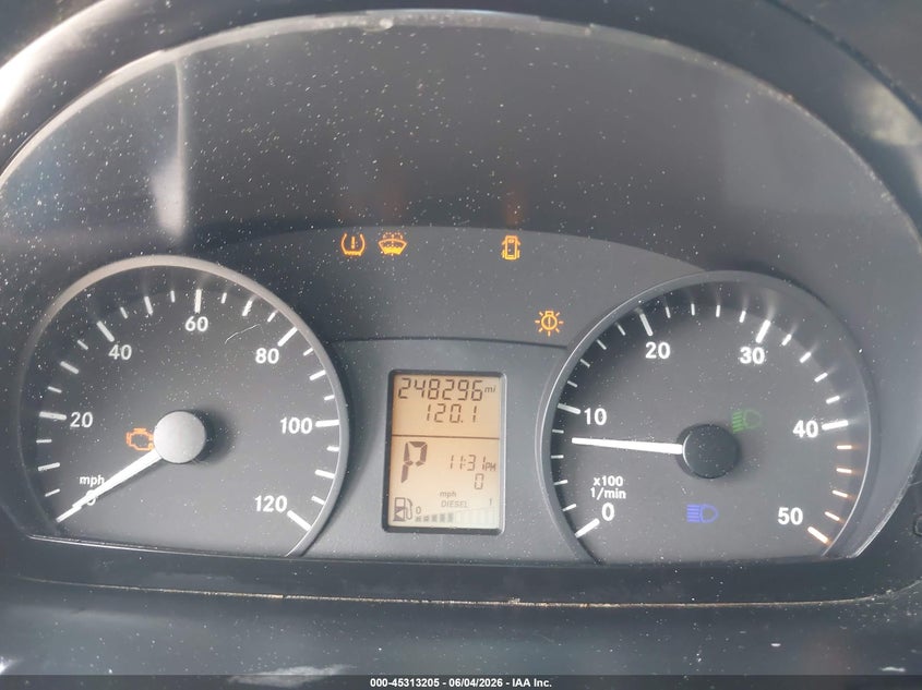 2012 Mercedes-benz Sprinter VIN WD3PE8CB2C5612584 IAAI salvage auction — NORMAL WEAR, Original (Texas), sold $3,700 on 2026-07-06 (photo 7)