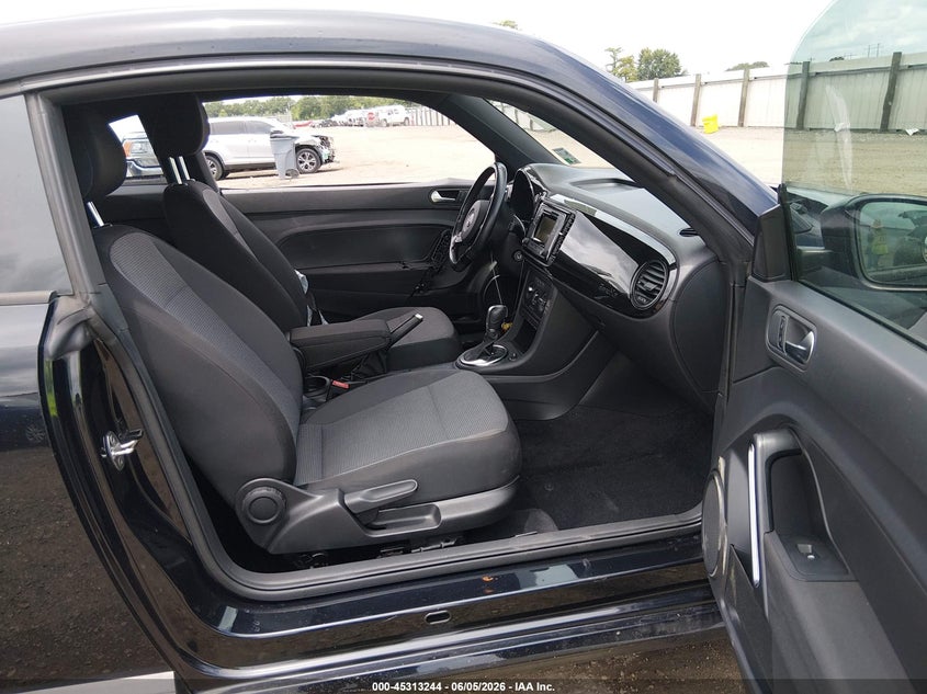 2017 Volkswagen Beetle VIN 3VWF17AT4HM611647 IAAI salvage auction — SIDE, Salvage Title, sold $2,050 on 2026-07-22 (photo 5)