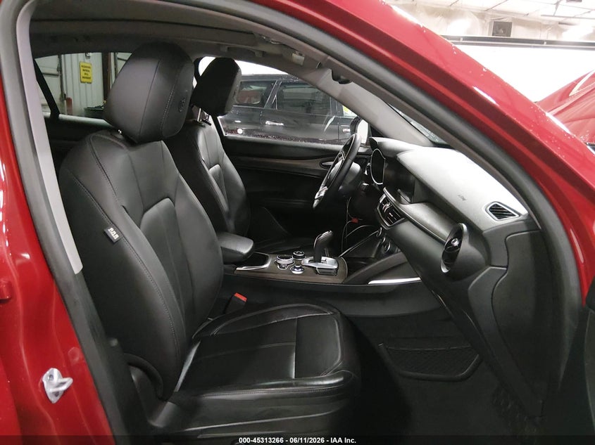 2021 Alfa romeo Stelvio VIN ZASPAKBN8M7C99533 IAAI salvage auction — FRONT END, Salvage (Iowa), sold $10,825 on 2026-07-21 (photo 5)