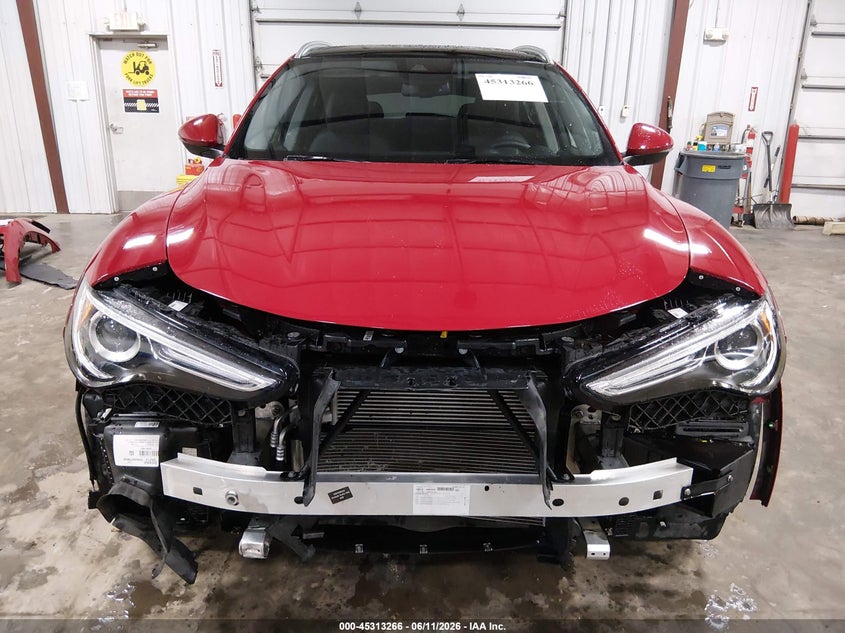 2021 Alfa romeo Stelvio VIN ZASPAKBN8M7C99533 IAAI salvage auction — FRONT END, Salvage (Iowa), sold $10,825 on 2026-07-21 (photo 6)