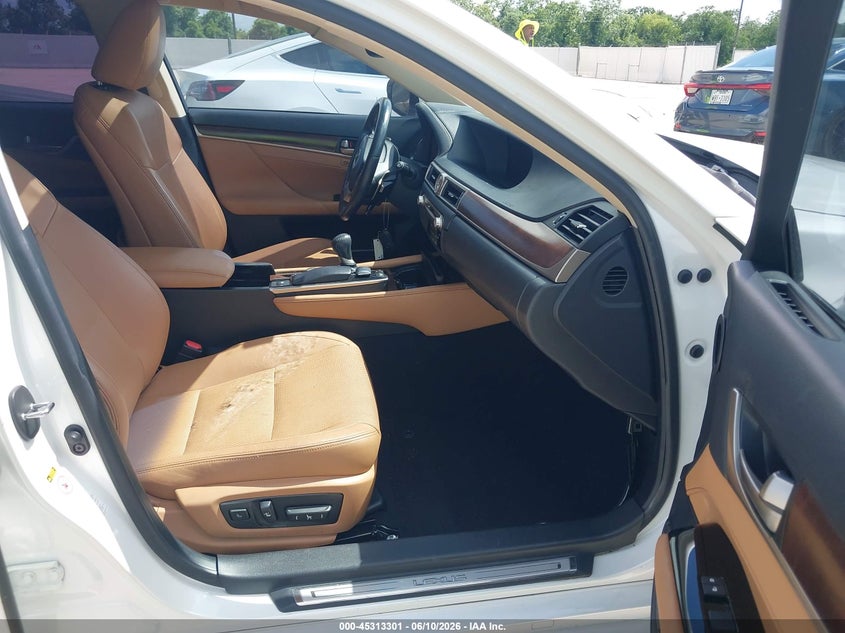 2014 Lexus Gs VIN JTHBE1BL8E5031366 IAAI salvage auction — WATER/FLOOD, Salvage (Texas), sold $2,800 on 2026-07-17 (photo 5)