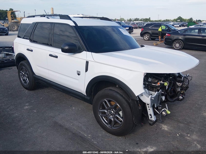 2025 Ford Bronco sport VIN 3FMCR9BN9SRE67660 IAAI salvage auction — LEFT FRONT, Salvage Title, sold $6,600 on 2026-07-31 (photo 1)