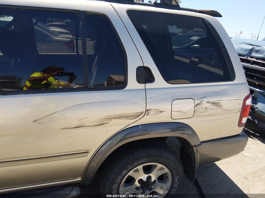 2000 Nissan Pathfinder VIN JN8AR07Y3YW442015 IAAI salvage auction — SIDE, Salvage (California), sold $525 on 2026-07-29 (photo 6)