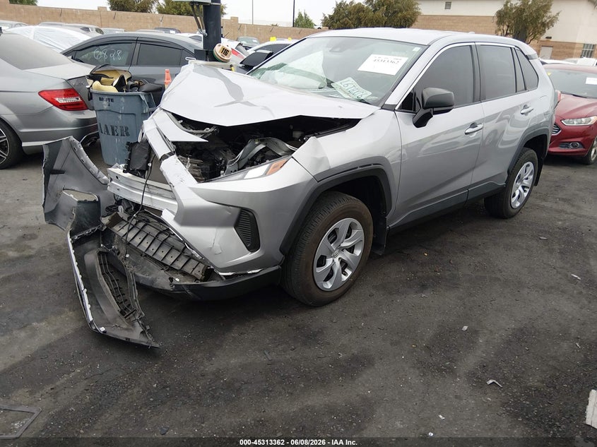 2024 Toyota Rav 4 VIN 2T3H1RFV8RC256095 IAAI salvage auction — FRONT & REAR, Salvage Title, sold $5,600 on 2026-08-14 (photo 2)