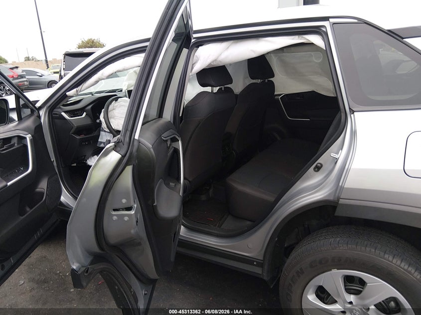 2024 Toyota Rav 4 VIN 2T3H1RFV8RC256095 IAAI salvage auction — FRONT & REAR, Salvage Title, sold $5,600 on 2026-08-14 (photo 8)