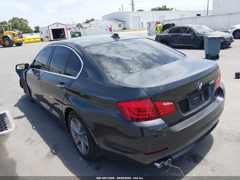2011 BMW 5 series VIN WBAFR1C53BC744901 IAAI salvage auction — FRONT END, Rebuildable (Florida), sold $1,700 on 2026-08-03 (photo 3)