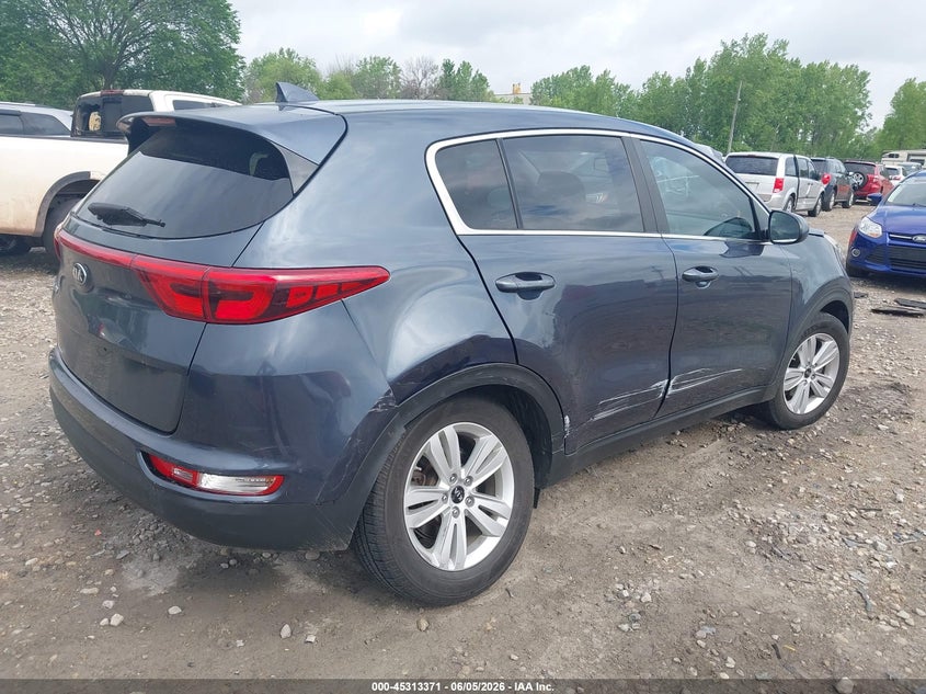 2017 Kia Sportage VIN KNDPM3AC9H7287239 IAAI salvage auction — SIDE, Salvage Title, sold $3,000 on 2026-07-16 (photo 4)