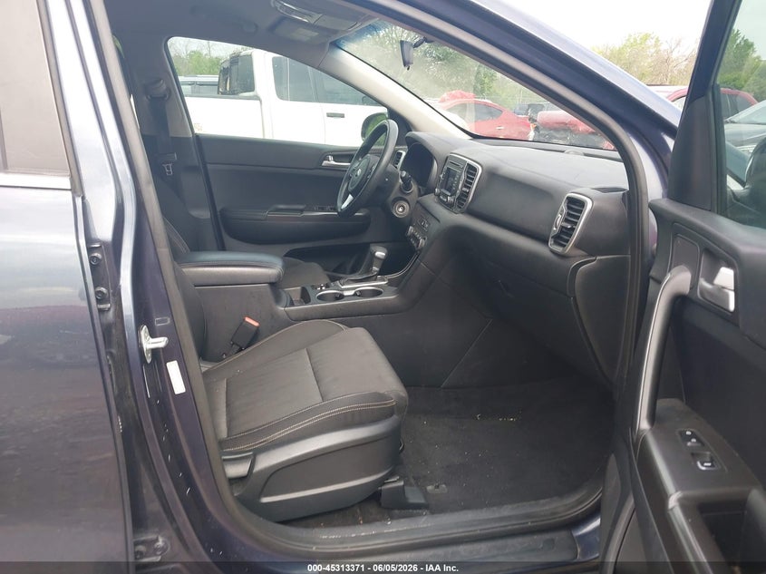 2017 Kia Sportage VIN KNDPM3AC9H7287239 IAAI salvage auction — SIDE, Salvage Title, sold $3,000 on 2026-07-16 (photo 5)