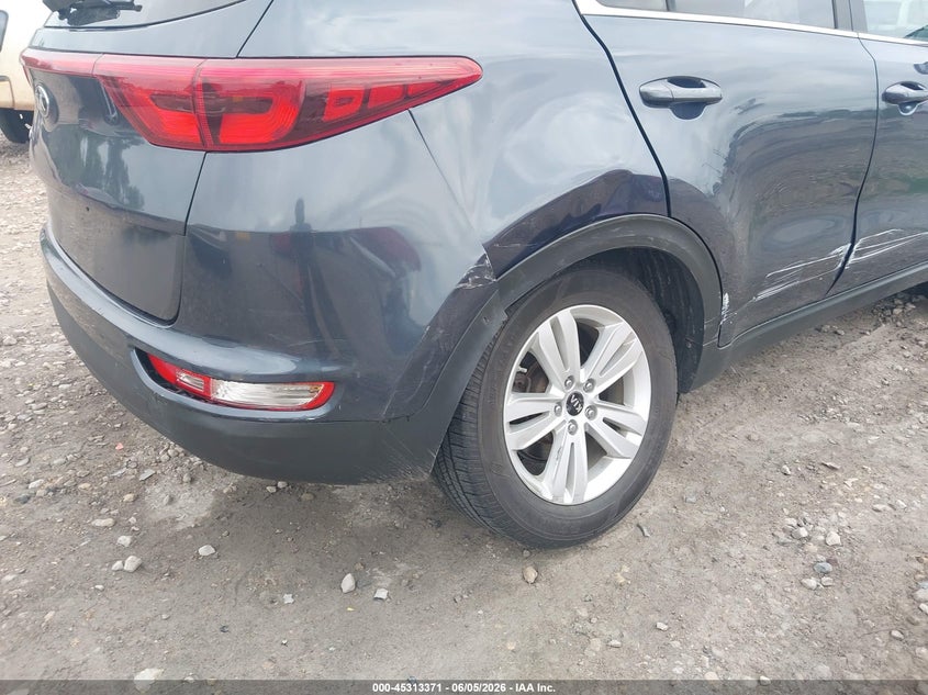 2017 Kia Sportage VIN KNDPM3AC9H7287239 IAAI salvage auction — SIDE, Salvage Title, sold $3,000 on 2026-07-16 (photo 6)