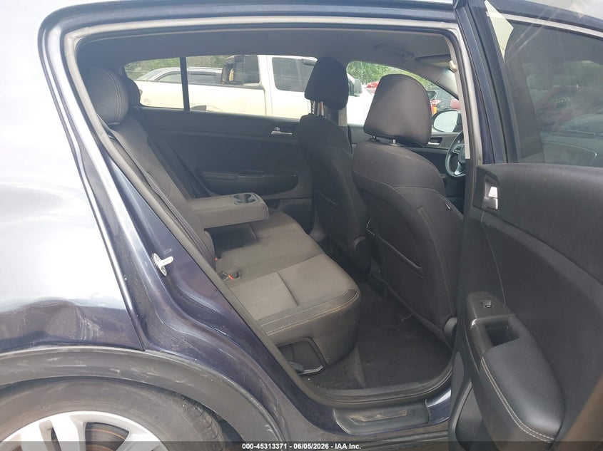 2017 Kia Sportage VIN KNDPM3AC9H7287239 IAAI salvage auction — SIDE, Salvage Title, sold $3,000 on 2026-07-16 (photo 8)
