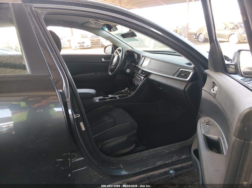 2020 Kia Optima VIN 5XXGT4L33LG393482 IAAI salvage auction — FRONT END, Salvage Title, sold $900 on 2026-07-21 (photo 5)