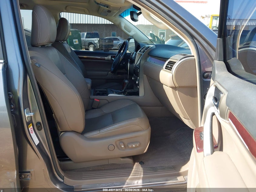 2018 Lexus Gx VIN JTJBM7FX4J5197752 IAAI salvage auction — SIDE, Salvage Title, sold $13,900 on 2026-07-31 (photo 5)